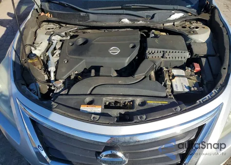 2013 Nissan Altima 2.5 z USA, uszkodzony, nr VIN 1N4AL3AP0DC206924